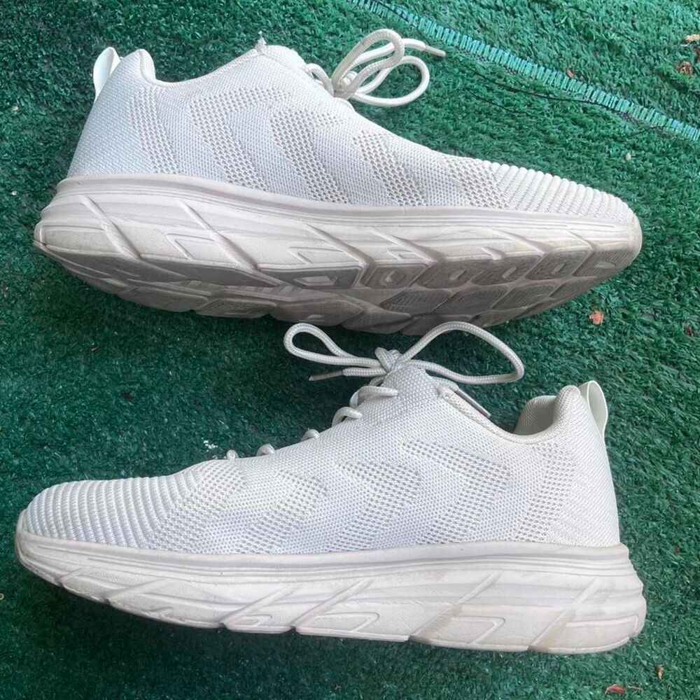 Unbranded Women's White and Cream Trainers - Picture 2 of 5